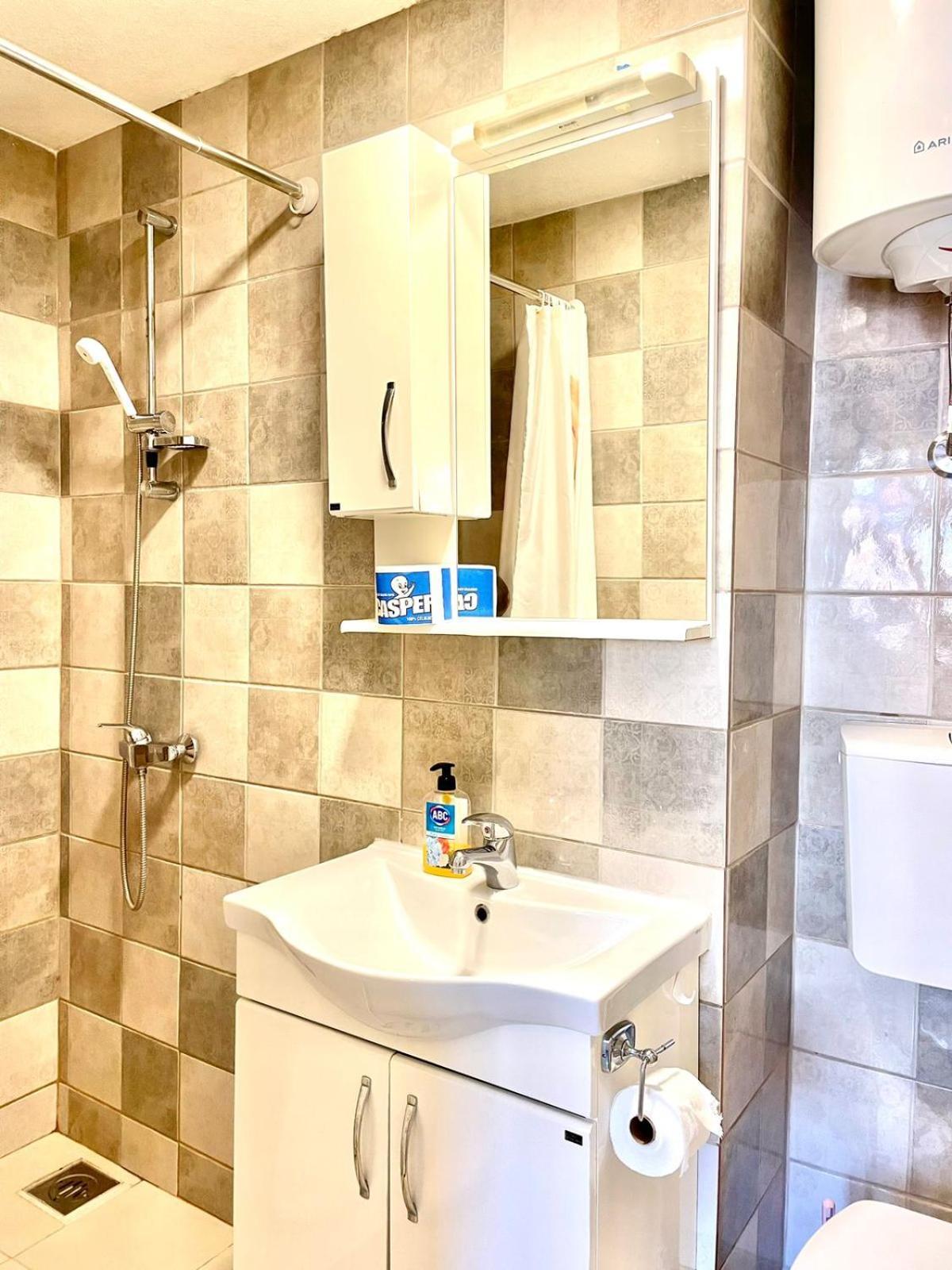 Apartments Bella โกตอร์ ภายนอก รูปภาพ